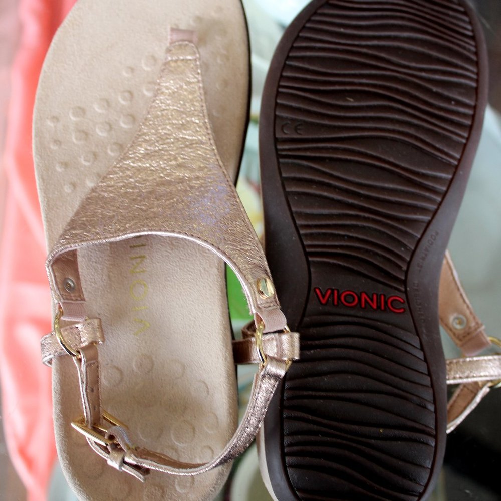 Vionic Kirra Metallic Rose Gold Sandals sz 6.5 New - Picture 6 of 6